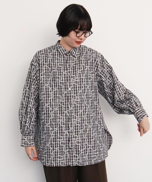 I am I in fact...(アイアムアイインファクト)の「Bear pattern check ブラウス(シャツ/ブラウス・レディース・ブルー/ベージュ・FREE)」の9枚目の写真