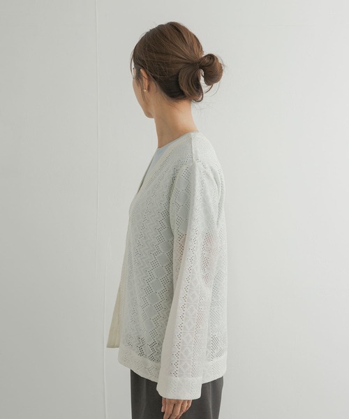 URBAN RESEARCH DOORS（アーバンリサーチドアーズ）の「レースカーディガン（カーディガン/ボレロ・レディース・ブラック/アイボリー・MEDIUM）」の11枚目の写真