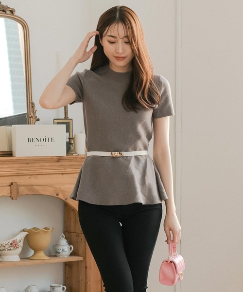 Julia Boutique(ジュリアブティック)の「ゴールドバックル細ベルト(ベルト・レディース・ブラック/ホワイト/ベージュ・ONE)」の4枚目の写真