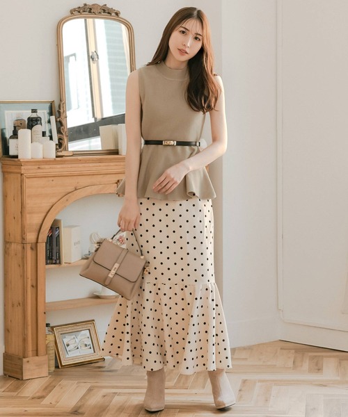 Julia Boutique(ジュリアブティック)の「ゴールドバックル細ベルト(ベルト・レディース・ブラック/ホワイト/ベージュ・ONE)」の11枚目の写真