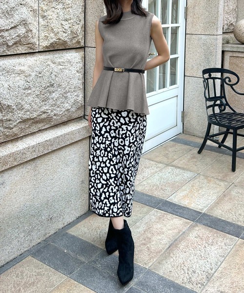 Julia Boutique(ジュリアブティック)の「ゴールドバックル細ベルト(ベルト・レディース・ブラック/ホワイト/ベージュ・ONE)」の17枚目の写真
