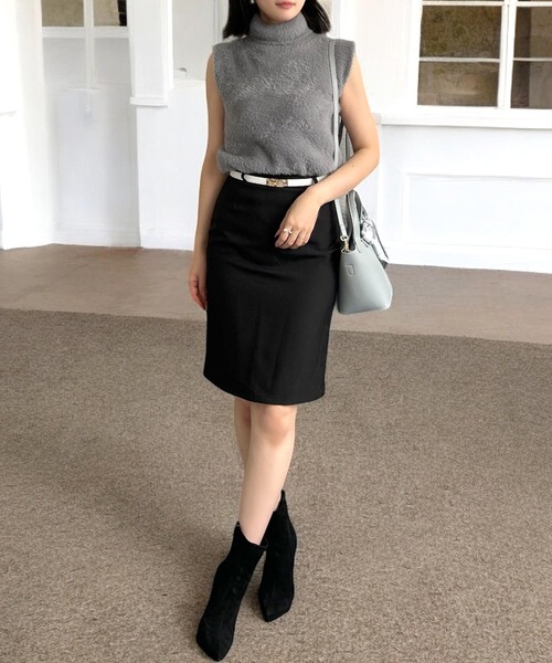 Julia Boutique(ジュリアブティック)の「ゴールドバックル細ベルト(ベルト・レディース・ブラック/ホワイト/ベージュ・ONE)」の9枚目の写真