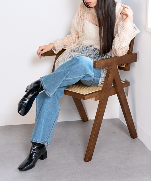 MAISON BREEZE（メゾンブリーズ）の「【MAISON BREEZE】バックポケット加工ストレートデニムパンツ　DTK（デニムパンツ・レディース・ブルー/グレー・S/M）」の5枚目の写真