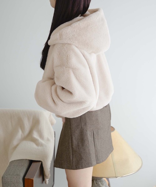 Ambre Neige(アンブルネージュ)の「2WAYフェイクファーナイロンブルゾン/WEB/EC限定商品(ブルゾン・レディース・ピンクベージュ/アイボリー・FREE)」の15枚目の写真