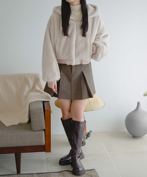 Ambre Neige(アンブルネージュ)の「2WAYフェイクファーナイロンブルゾン/WEB/EC限定商品(ブルゾン・レディース・ピンクベージュ/アイボリー・FREE)」の16枚目の写真