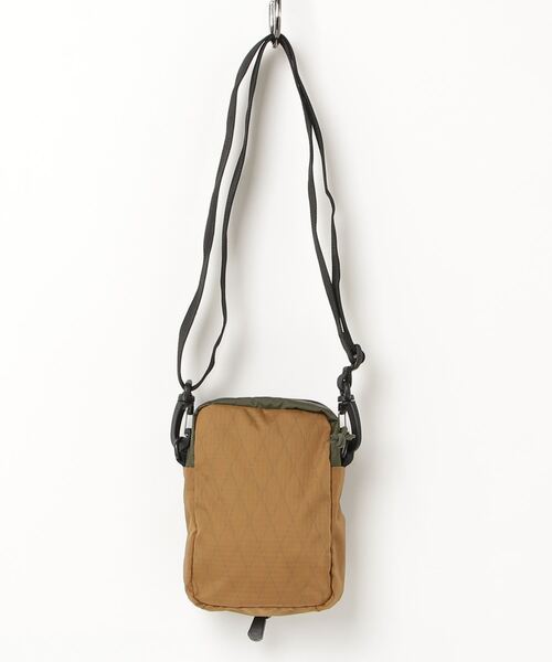 HUF(ハフ)の「【HUF/ハフ】BOWERY SIDE BAG / バワリー サイド バッグ(ショルダーバッグ・メンズ・オリーブ/ブラック・FREE)」の3枚目の写真