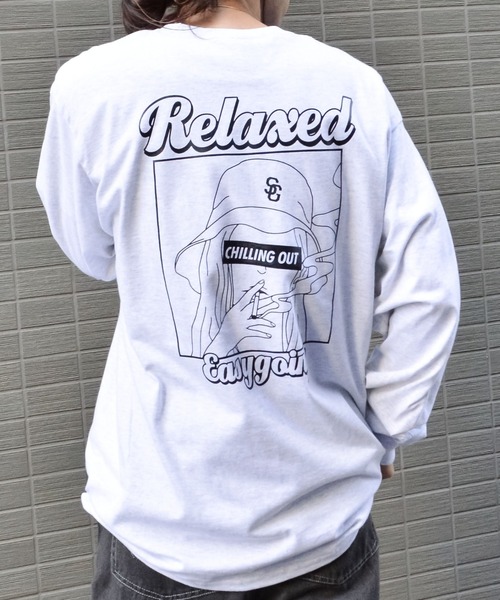 MODISH GAZE(モディシュガゼ)の「【MODISH GAZE】スモーキングガール RelaxedロンT(Tシャツ/カットソー・メンズ・ブラック系/ブラック×ホワイト/ホワイト系1・LARGE/X-LARGE/MEDIUM)」の3枚目の写真