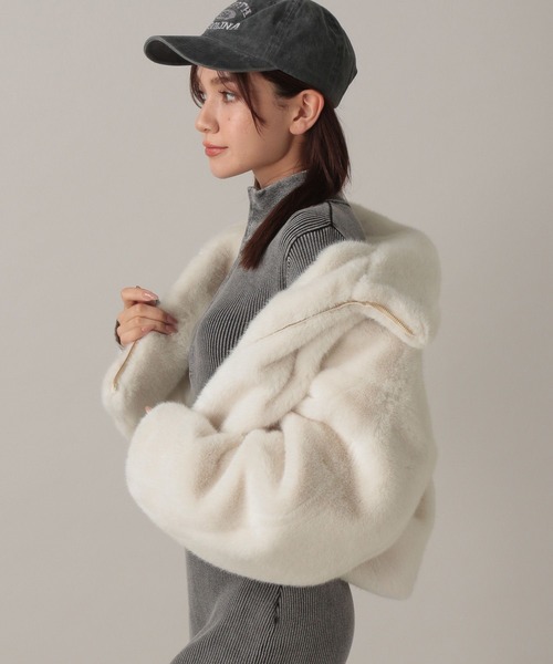 FOREVER 21（フォーエバー トゥエンティーワン）の「【2024FW】フェイクファースタンドブルゾン（ブルゾン・レディース・ナチュラル/ブラウン/チャコールグレー・FREE）」の8枚目の写真