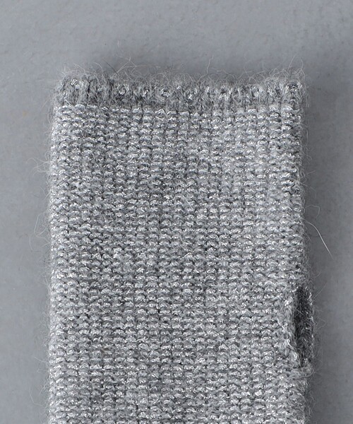 UNITED ARROWS（ユナイテッドアローズ）の「ラメニット フィンガーレスグローブ（手袋・レディース・ベージュ/グレー/ブラック・FREE）」の6枚目の写真