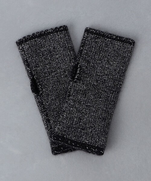 UNITED ARROWS（ユナイテッドアローズ）の「ラメニット フィンガーレスグローブ（手袋・レディース・ベージュ/グレー/ブラック・FREE）」の9枚目の写真