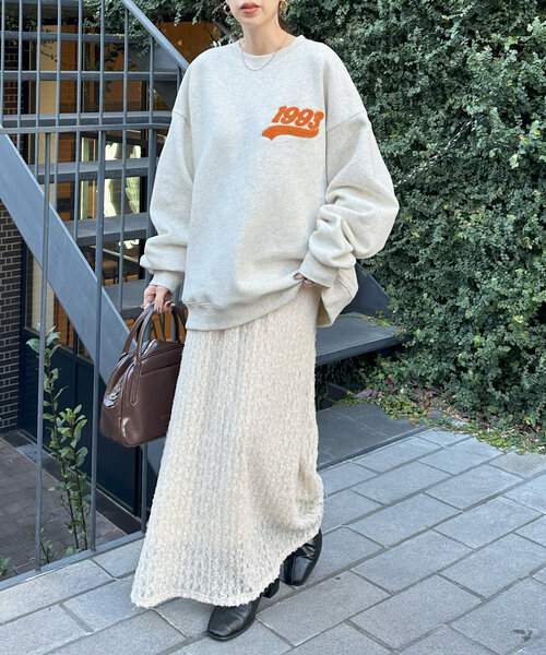 DISCOAT(ディスコート)の「【ユニセックス】サガラワンポイント刺繍スウェット(Tシャツ/カットソー・レディース・ライトベージュ/ネイビー/ライトグレー・FREE)」の4枚目の写真