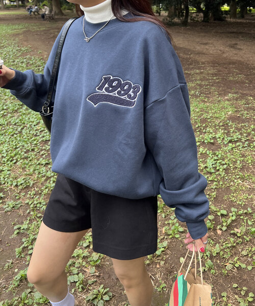 DISCOAT(ディスコート)の「【ユニセックス】サガラワンポイント刺繍スウェット(Tシャツ/カットソー・レディース・ライトベージュ/ネイビー/ライトグレー・FREE)」の16枚目の写真