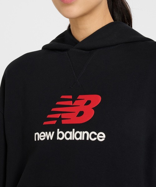 NEW BALANCE(ニューバランス)の「Athletics フレンチテリーロゴフーディ(パーカー・レディース・ブラック・LARGE/MEDIUM/SMALL)」の4枚目の写真