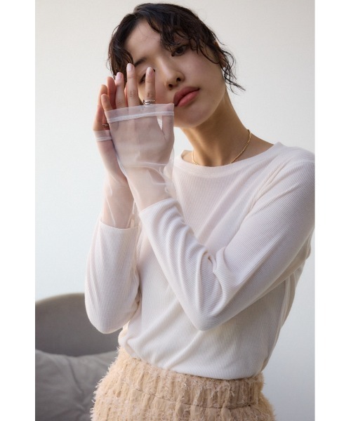 AZUL by moussy（アズールバイマウジー）の「ソデレーステレコトップス（Tシャツ/カットソー・レディース・オフホワイト/ブラック/ライム・FREE）」の4枚目の写真
