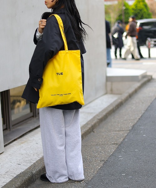 COLONY 2139（コロニートゥーワンスリーナイン）の「7デイズキャンバストートバッグ（トートバッグ・レディース・レッド/ピンク/ホワイト/ブラック/グリーン/ブルー/イエロー・FREE）」の20枚目の写真