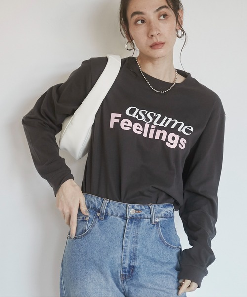 ANGIE(アンジー)の「レトロロゴ プリント ロンT(Tシャツ/カットソー・レディース・チャコールグレー/ネイビー/ホワイト/ライトグレー・MEDIUM/LARGE)」の2枚目の写真