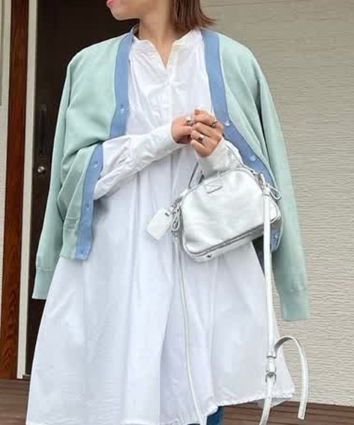 aquagarage（アクアガレージ）の「配色ハイゲージニットカーディガン（カーディガン/ボレロ・レディース・ブラック/グレイッシュブルー/グリーン/ベージュ・M/L）」の4枚目の写真