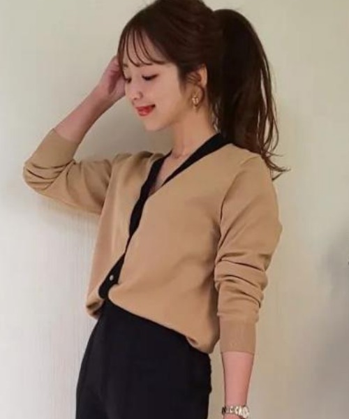 aquagarage（アクアガレージ）の「配色ハイゲージニットカーディガン（カーディガン/ボレロ・レディース・ブラック/グレイッシュブルー/グリーン/ベージュ・M/L）」の10枚目の写真