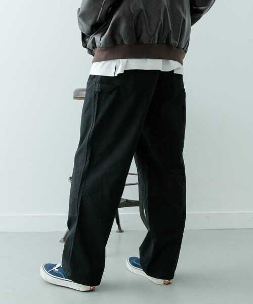 ITEMS URBANRESEARCH(アイテムズ アーバンリサーチ)の「ダブルニー コットンワークパンツ(その他パンツ・メンズ・ブルー系その他/ブラウン/ブラック・MEDIUM/LARGE)」の21枚目の写真