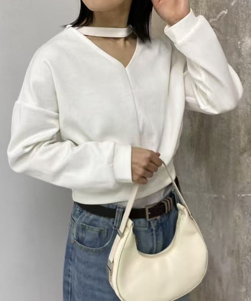 mebole(メボレ)の「2way choker Vネックトップス(Tシャツ/カットソー・レディース・ホワイト/ブラック・FREE)」の12枚目の写真