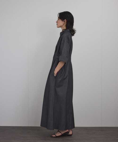 SALON adam et rope'（サロン アダム エ ロペ）の「【ZOZOTOWN限定】ハーフスリーブウエストタックシャツワンピース[ロングサイズ展開]（ワンピース・レディース・ネイビー/ブラック・ML/S/M/SL）」の3枚目の写真