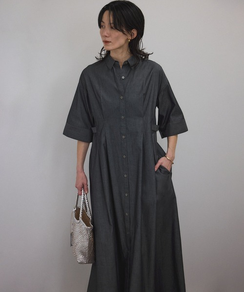 SALON adam et rope'（サロン アダム エ ロペ）の「【ZOZOTOWN限定】ハーフスリーブウエストタックシャツワンピース[ロングサイズ展開]（ワンピース・レディース・ネイビー/ブラック・ML/S/M/SL）」の7枚目の写真