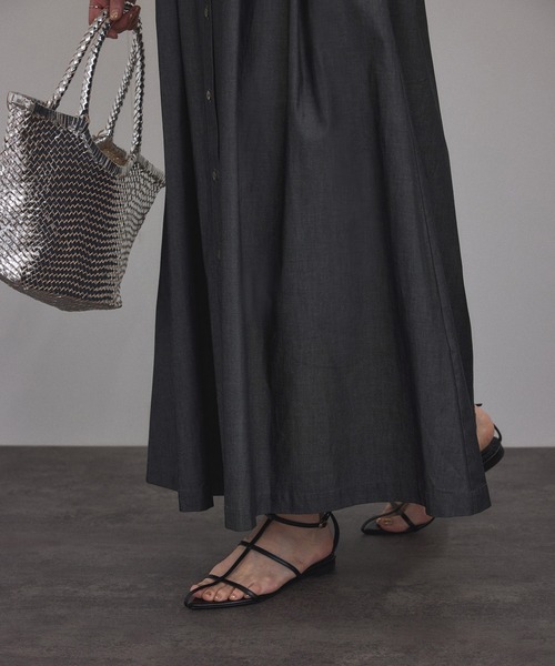 SALON adam et rope'（サロン アダム エ ロペ）の「【ZOZOTOWN限定】ハーフスリーブウエストタックシャツワンピース[ロングサイズ展開]（ワンピース・レディース・ネイビー/ブラック・ML/S/M/SL）」の8枚目の写真