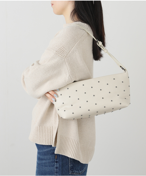 HVISK（ヴィスク）の「HVISK/ ヴィスク GIL METAL STUDS BAG（ハンドバッグ・レディース・ホワイト・FREE）」の13枚目の写真