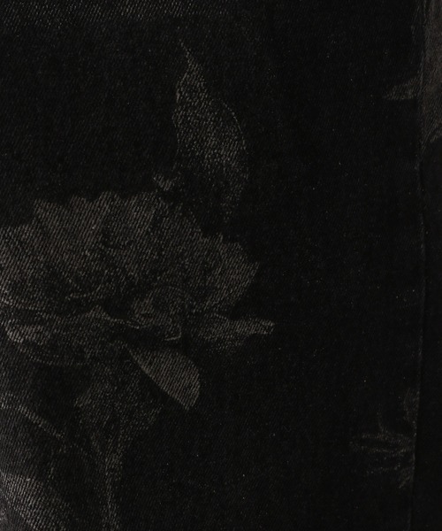 HARE（ハレ）の「【SET UP対応】フラワープリントデニムパンツ(HARE)（デニムパンツ・メンズ・ブラック/ブルー・FREE）」の4枚目の写真