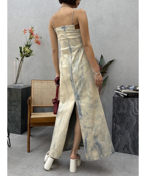 EVRIS(エヴリス)の「デニムベアロングワンピース(ワンピース・レディース・その他1/ブルー/ブラック・MEDIUM/SMALL)」の5枚目の写真