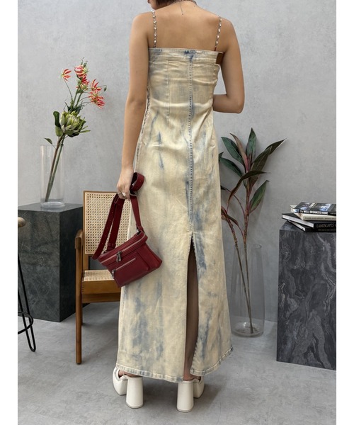 EVRIS(エヴリス)の「デニムベアロングワンピース(ワンピース・レディース・その他1/ブルー/ブラック・MEDIUM/SMALL)」の6枚目の写真