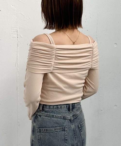 archives（アルシーヴ）の「ドロストオフショルカットＴＯＰＳ（Tシャツ/カットソー・レディース・オフホワイト/ピンクベージュ/ブラック/グレー・MEDIUM）」の9枚目の写真