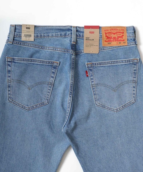 Levi's（リーバイス）の「Levi's/リーバイス 505 REGULAR/レギュラーフィット ジーンズ/ヴィンテージウォッシュ レギュラーストレート ストレッチ デニムパンツ（デニムパンツ・メンズ・ダークインディゴブルー/ライトインディゴブルー/サックスブルー/インディゴブルー・30inch/31inch/32inch/33inch/34inch/36inch）」の13枚目の写真