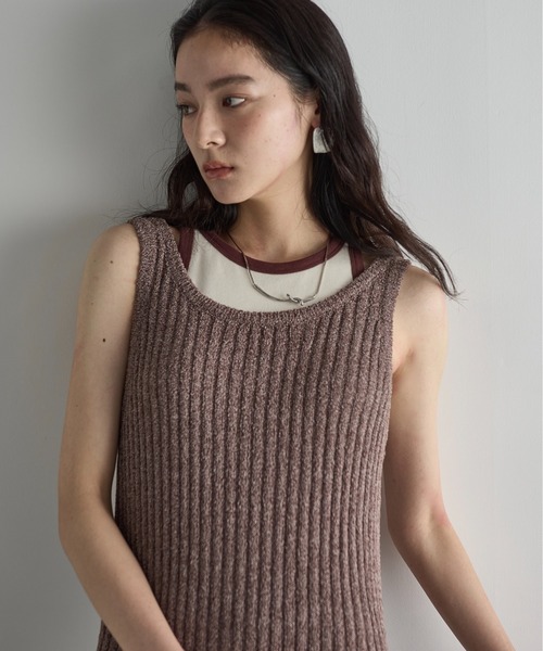 THE YOn（ザヨン）の「カップ付きバイカラーアメスリタンク（タンクトップ・レディース・アッシュブラウン/アイボリー/グレイッシュベージュ/サックスブルー・FREE）」の18枚目の写真