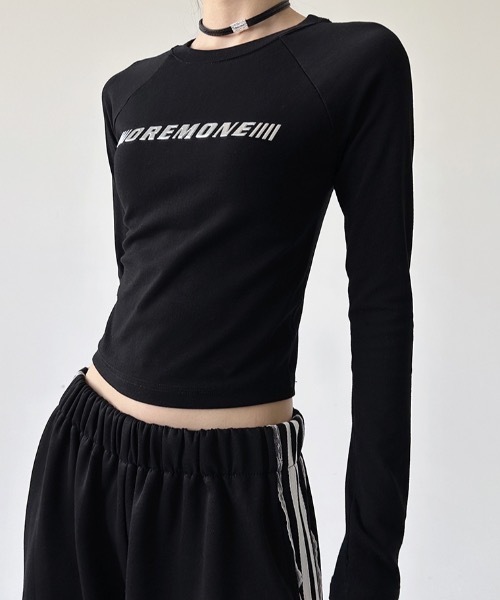 lilful(リルフル)の「フロントメタルプリントラグランロンT(Tシャツ/カットソー・レディース・ブラック/ホワイト・L/M)」の12枚目の写真