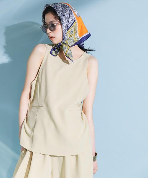 KBF（ケイビーエフ）の「バックオープンベストセットアップ（セットアップ・レディース・ブラウン/ベージュ/ブラック・ONE）」の6枚目の写真