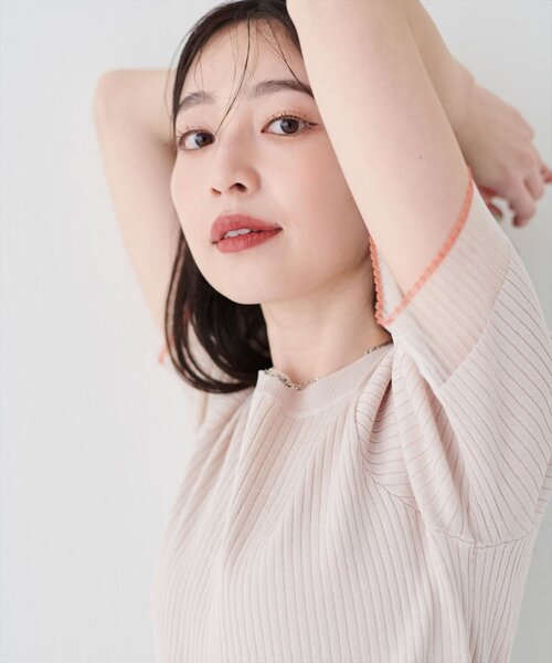 natural couture(ナチュラルクチュール)の「袖口シアー強撚リブニット(ニット/セーター・レディース・イエロー/ミント/ラベンダー/ライトグレー/ピンク/ブラック/グレイッシュベージュ・FREE)」の10枚目の写真