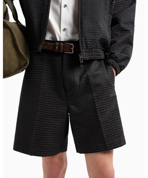 EMPORIO ARMANI（エンポリオアルマーニ）の「【エンポリオ アルマーニ】バミューダパンツ ジャカードファブリック オールオーバーレタリング（その他パンツ・メンズ・ブラック系・52/48/46/50）」の3枚目の写真