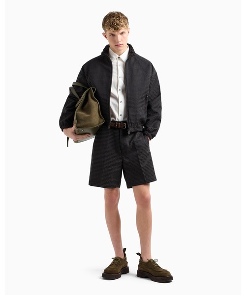 EMPORIO ARMANI（エンポリオアルマーニ）の「【エンポリオ アルマーニ】バミューダパンツ ジャカードファブリック オールオーバーレタリング（その他パンツ・メンズ・ブラック系・52/48/46/50）」の4枚目の写真