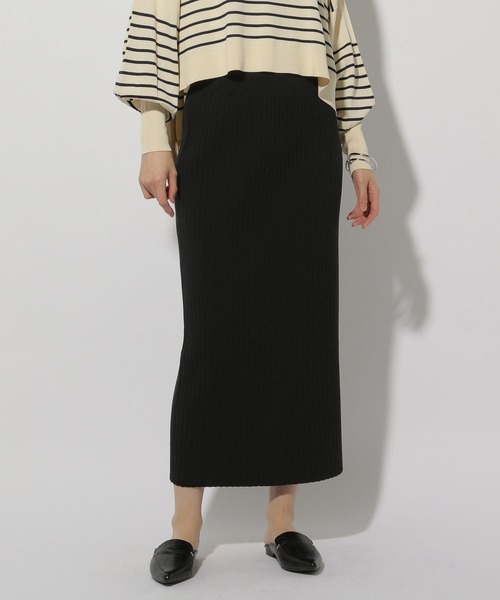 Elura（エルーラ）の「リブニットナロースカート＜低身長サイズあり＞/320053（スカート・レディース・ベージュ/ホワイト/ブラック・MEDIUM/LARGE/FREE(S)）」の2枚目の写真