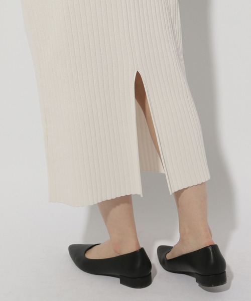 Elura（エルーラ）の「リブニットナロースカート＜低身長サイズあり＞/320053（スカート・レディース・ベージュ/ホワイト/ブラック・MEDIUM/LARGE/FREE(S)）」の20枚目の写真