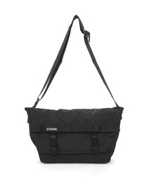 CHROME | CHROME/クローム ショルダーバック COURIER FLAP MSNGR クーリエ フラップ メッセンジャー 6L JP242BKCK/JP242ICSH/JP242SG(ショルダーバッグ)