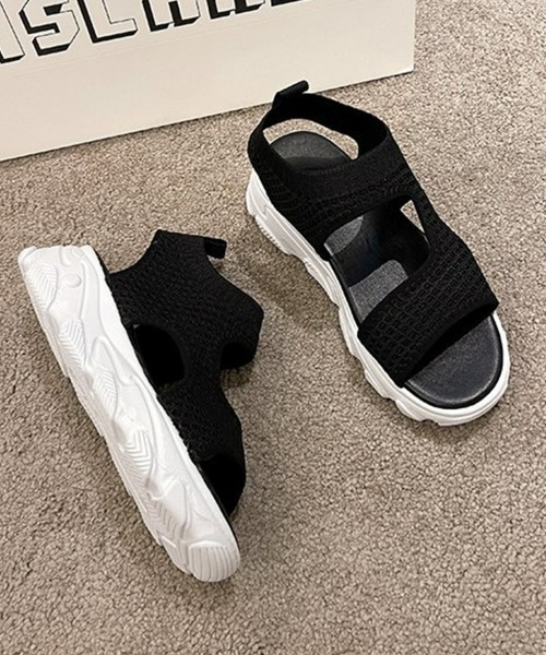 SEU(エスイーユー)の「ウィメンズサンダル ベーシック ボリューム ニット 厚底 スポーツサンダル<22.5-24cm 展開>(サンダル・レディース・ベージュ/ブラック・22.5/23/23.5/24)」の16枚目の写真