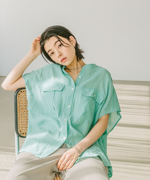 BAYFLOW（ベイフロー）の「[ショートとロングで選べる着丈]シアーワークシャツ（シャツ/ブラウス・レディース・ライトグリーン/チャコール/オレンジ/ラベンダー/イエロー/オフホワイト・SMALL/MEDIUM）」の3枚目の写真