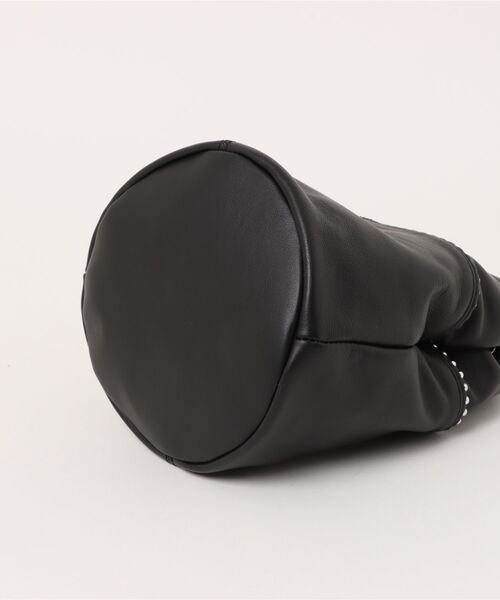 marco masi(マルコマージ)の「【MARCO MASI/マルコ・マージ】巾着 ショルダーバッグ バケツバッグ 本革(ショルダーバッグ・レディース・ブラック/シルバー/チャコールグレー・FREE)」の5枚目の写真