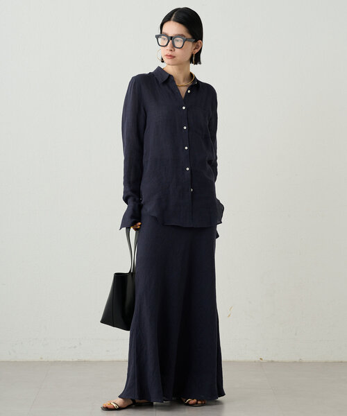 LOUNGEDRESS（ラウンジドレス）の「リネンマーメイドスカート（スカート・レディース・ネイビー/キャメル・SMALL/MEDIUM）」の4枚目の写真