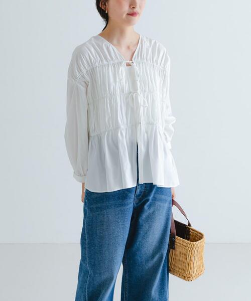 URBAN RESEARCH（アーバンリサーチ）の「ギャザーリボンブラウス（シャツ/ブラウス・レディース・ブラック/オフホワイト・FREE）」の7枚目の写真