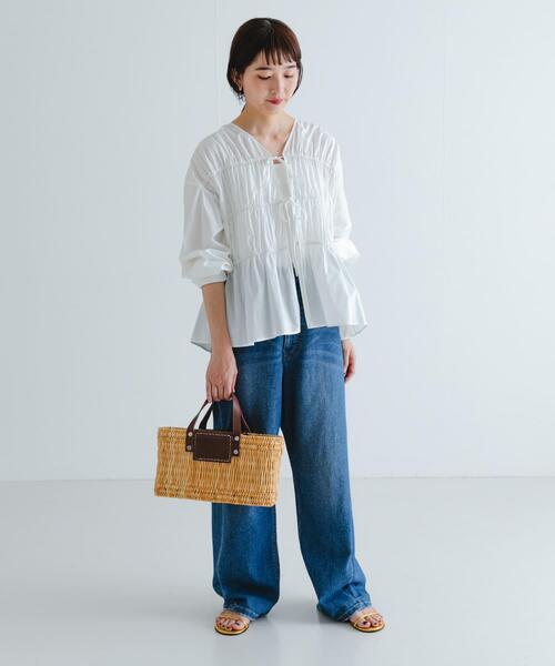 URBAN RESEARCH（アーバンリサーチ）の「ギャザーリボンブラウス（シャツ/ブラウス・レディース・ブラック/オフホワイト・FREE）」の9枚目の写真