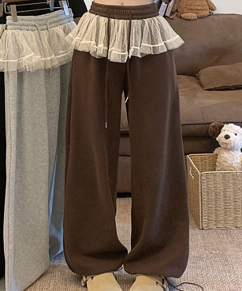 lilful(リルフル)の「ウエストドットレース フェイクレイヤードデザイン ワイドスウェットパンツ ドロスト付き(スウェットパンツ・レディース・ブラック/ブラウン/グレー・S/M/L)」の18枚目の写真