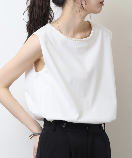 BRODIAEA（ブローディア）の「BRODIAEA パール付きノースリーブきれいめカットソー（Tシャツ/カットソー・レディース・オフホワイト/ブラック/ライトグリーン/ピンク・40）」の7枚目の写真